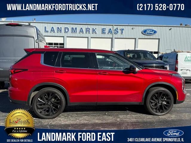 2022 Mitsubishi Outlander Black Edition S-AWC 2022 Mitsubishi Outlander Black Edition S-AWC