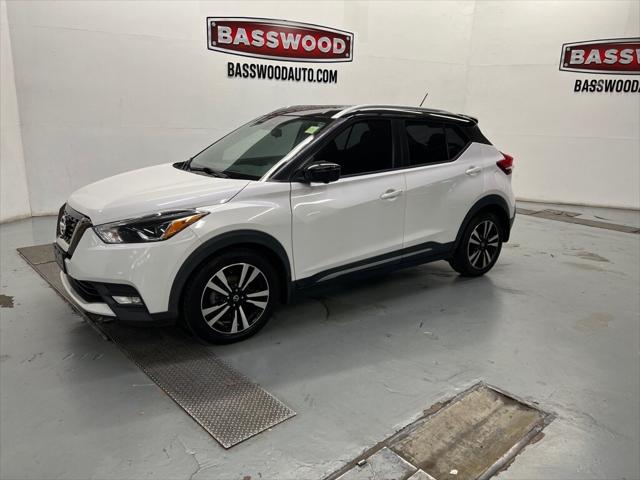 2020 Nissan Kicks SR Xtronic CVT 2020 Nissan Kicks SR Xtronic CVT