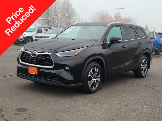 2023 Toyota Highlander XLE 2023 Toyota Highlander XLE
