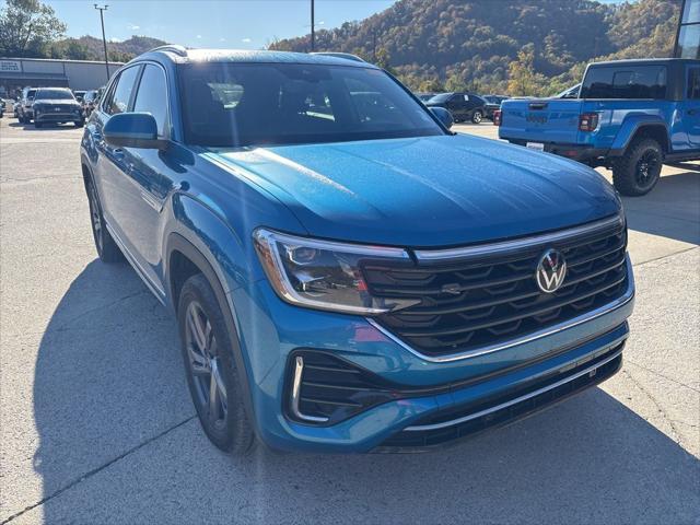 2024 Volkswagen Atlas Cross Sport 2.0T SEL R-Line 2024 Volkswagen Atlas Cross Sport 2.0T SEL R-Line