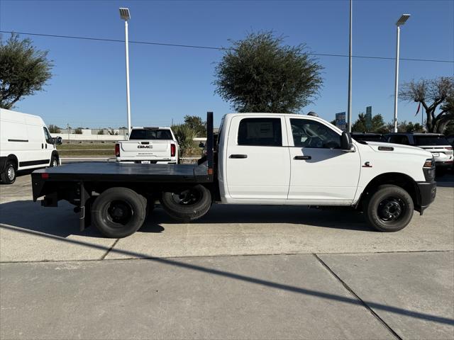 2025 RAM Ram 3500 Chassis Cab RAM 3500 TRADESMAN CREW CAB CHASSIS 4X4 60 CA 2025 RAM Ram 3500 Chassis Cab RAM 3500 TRADESMAN CREW CAB CHASSIS 4X4 60 CA