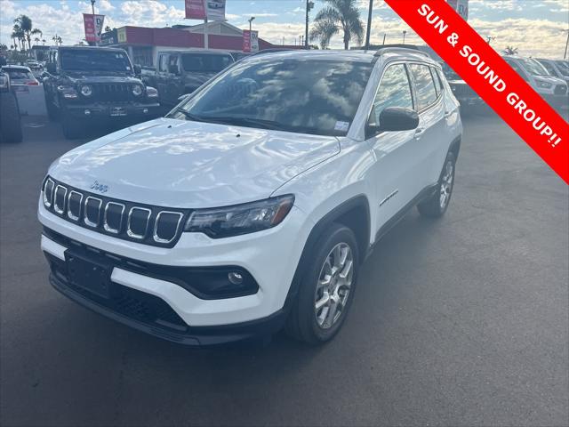 2022 Jeep Compass Latitude Lux 4x4 2022 Jeep Compass Latitude Lux 4x4