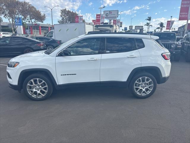 2022 Jeep Compass Latitude Lux 4x4 2022 Jeep Compass Latitude Lux 4x4