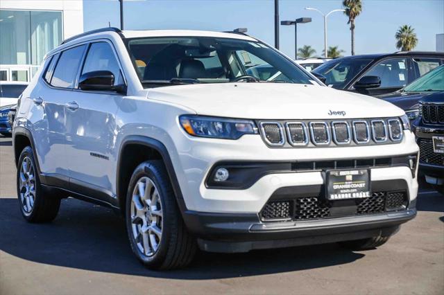 2022 Jeep Compass Latitude Lux 4x4 2022 Jeep Compass Latitude Lux 4x4