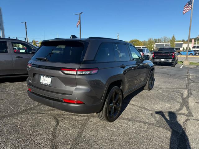 2025 Jeep Grand Cherokee Altitude X 4x4