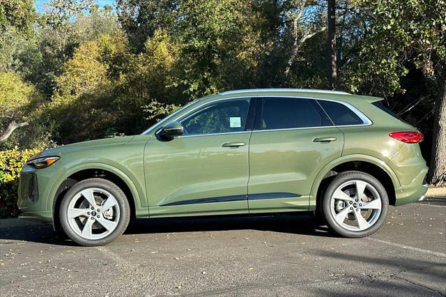 2025 Audi Q5 Premium Plus TFSI quattro S tronic