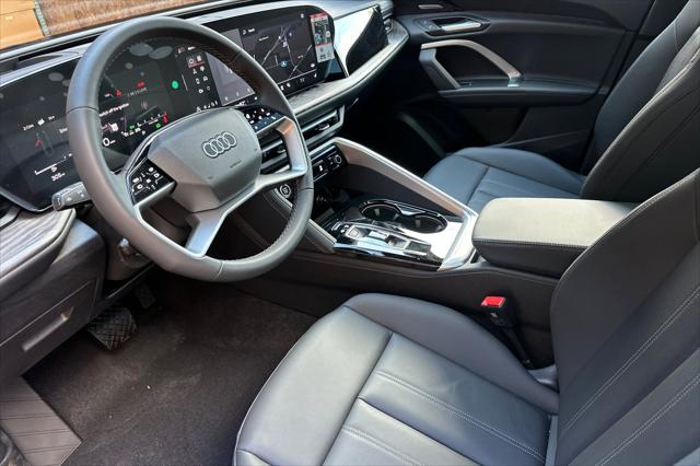 2025 Audi Q5 Premium Plus TFSI quattro S tronic