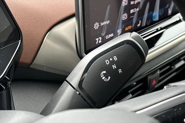2025 Volkswagen ID.4 Pro