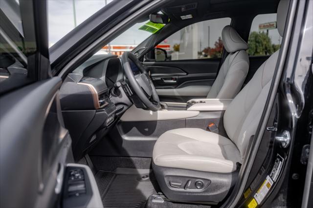 2025 Toyota Grand Highlander Hybrid Limited MAX