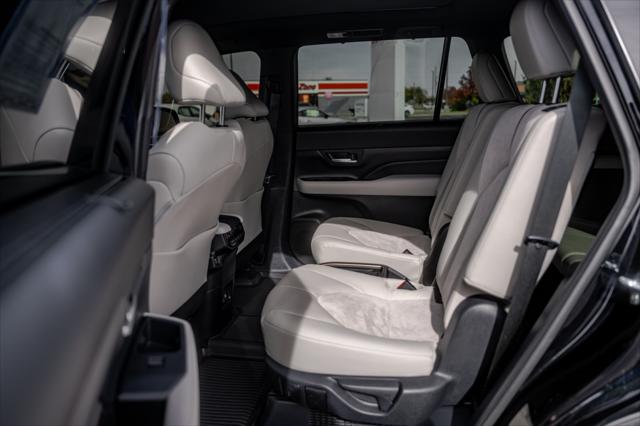 2025 Toyota Grand Highlander Hybrid Limited MAX