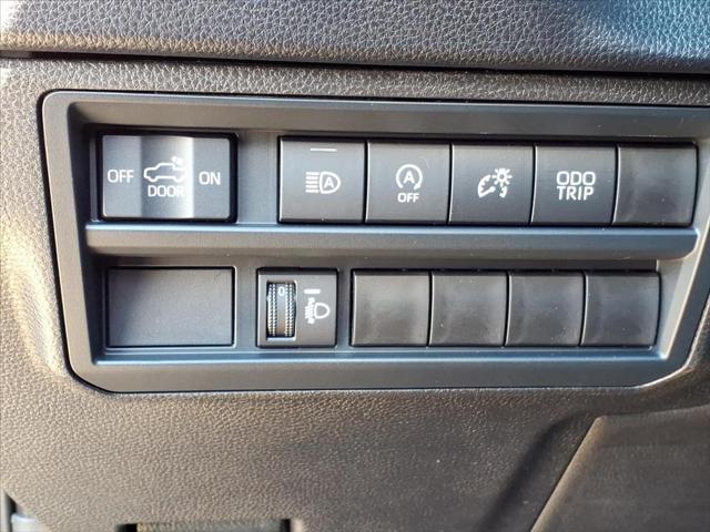 2026 Toyota Tundra SR5 CrewMax 5.5' Bed