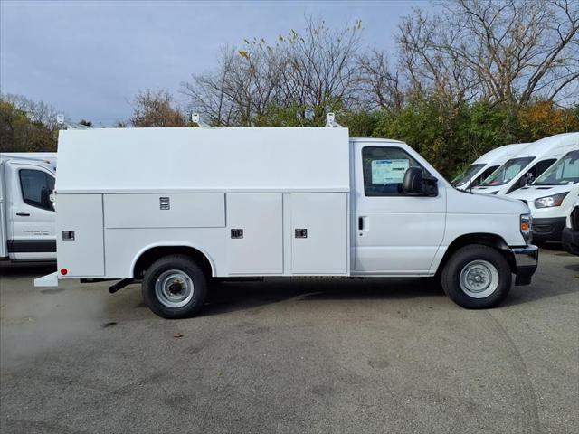 2026 Ford E-350 Cutaway Base