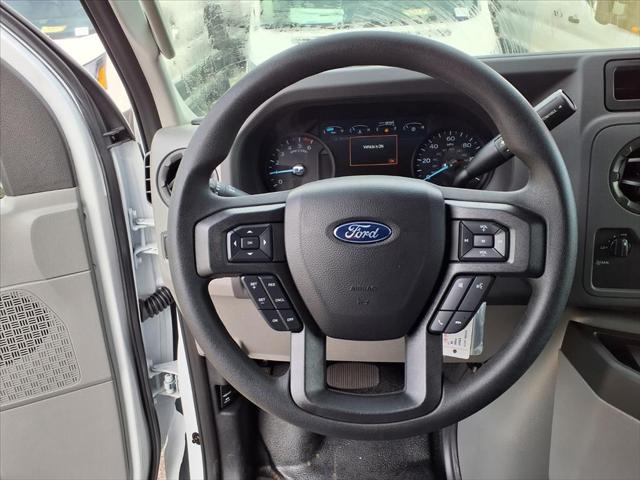 2026 Ford E-350 Cutaway Base