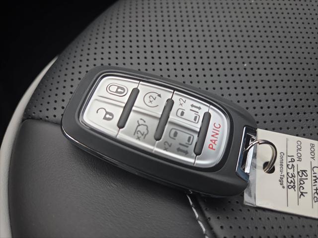 2026 Chrysler Pacifica Limited AWD