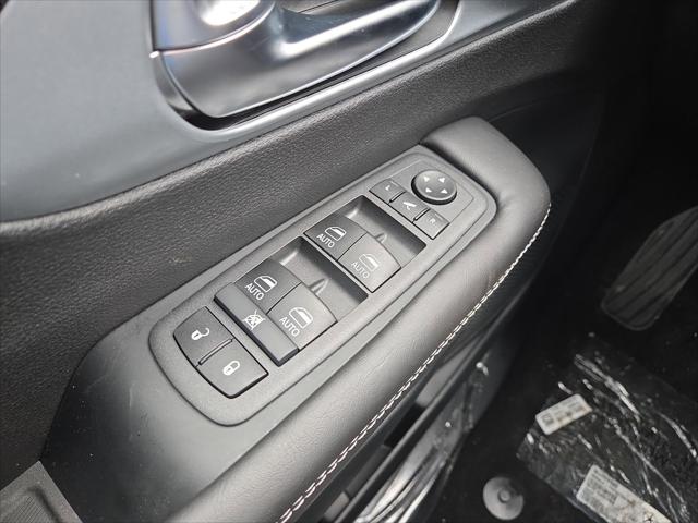 2026 Chrysler Pacifica Limited AWD