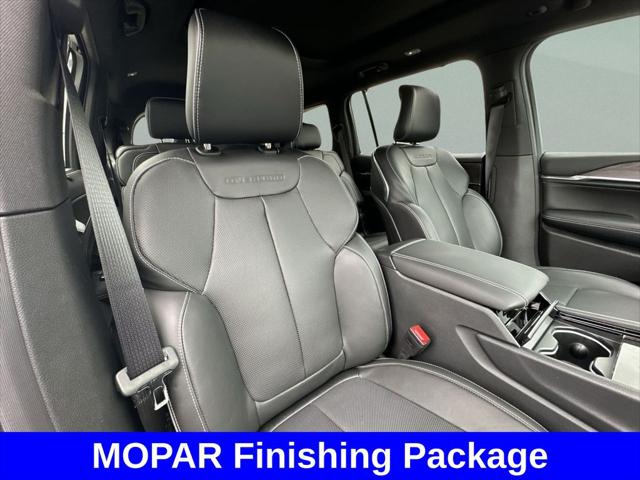2025 Jeep Grand Cherokee L Overland 4x4