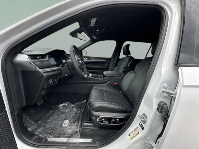 2025 Jeep Grand Cherokee L Overland 4x4