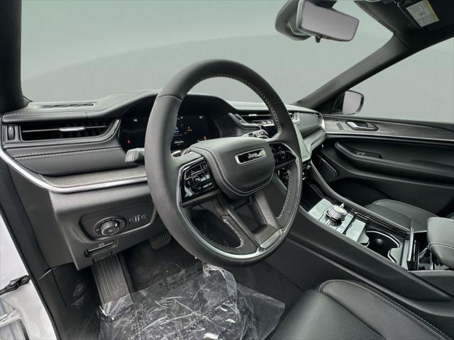 2025 Jeep Grand Cherokee L Overland 4x4