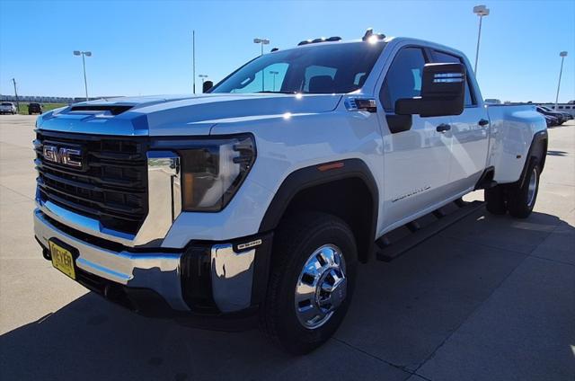 2026 GMC Sierra 3500HD Pro