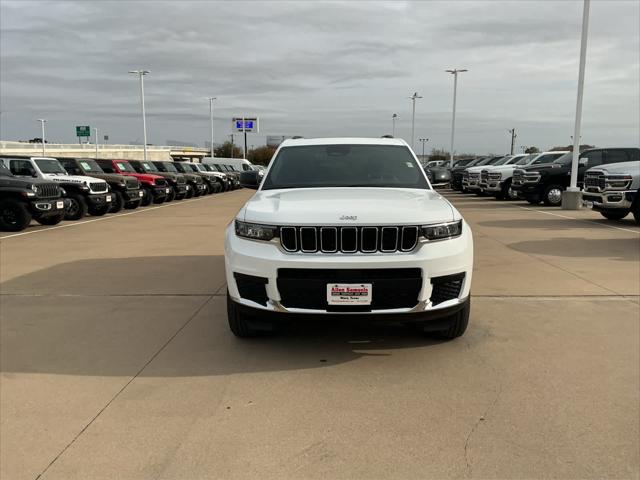 2025 Jeep Grand Cherokee GRAND CHEROKEE L LAREDO X 4X2