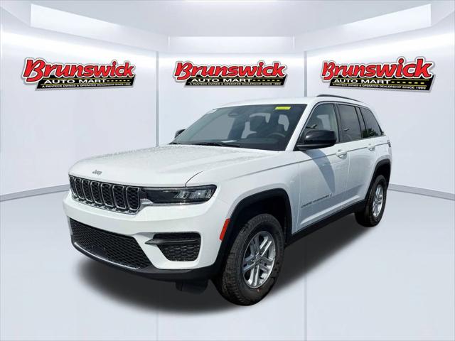 2025 Jeep Grand Cherokee GRAND CHEROKEE LAREDO 4X4