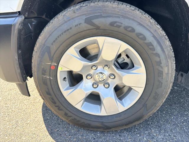 2026 RAM Ram 1500 RAM 1500 TRADESMAN CREW CAB 4X2 57 BOX