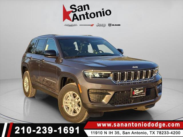 2025 Jeep Grand Cherokee GRAND CHEROKEE LAREDO 4X2