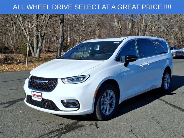 2026 Chrysler Pacifica Select AWD