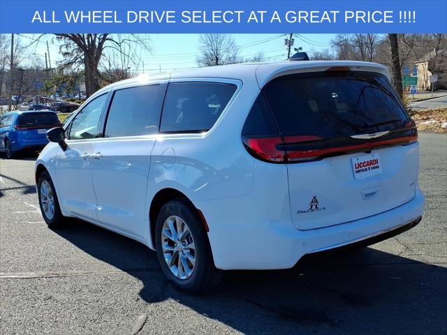 2026 Chrysler Pacifica Select AWD
