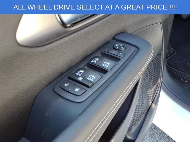 2026 Chrysler Pacifica Select AWD