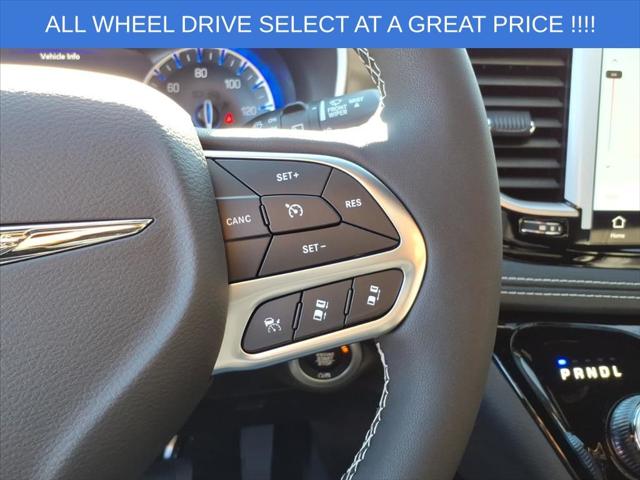 2026 Chrysler Pacifica Select AWD