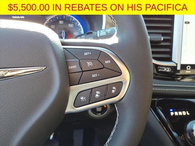 2026 Chrysler Pacifica Select AWD