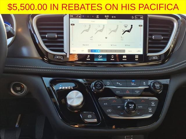 2026 Chrysler Pacifica Select AWD