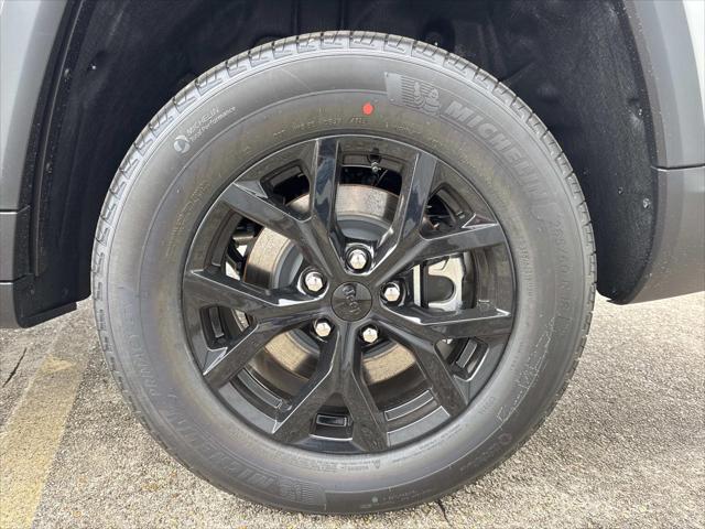 2025 Jeep Grand Cherokee GRAND CHEROKEE L ALTITUDE X 4X2