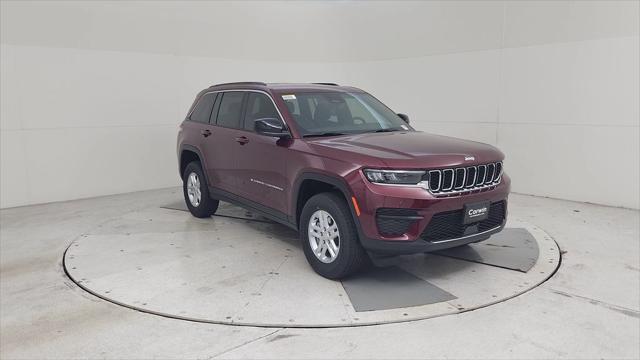 2025 Jeep Grand Cherokee GRAND CHEROKEE LAREDO 4X4