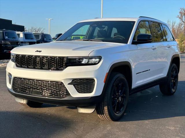 2025 Jeep Grand Cherokee GRAND CHEROKEE ALTITUDE X 4X4