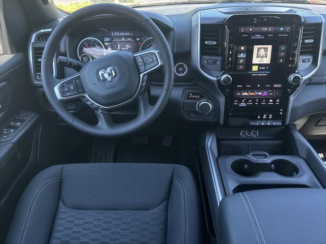 2026 Ram 1500 Big Horn Crew Cab 4x2 5'7" Box