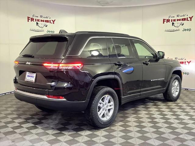 2025 Jeep Grand Cherokee GRAND CHEROKEE LAREDO 4X4