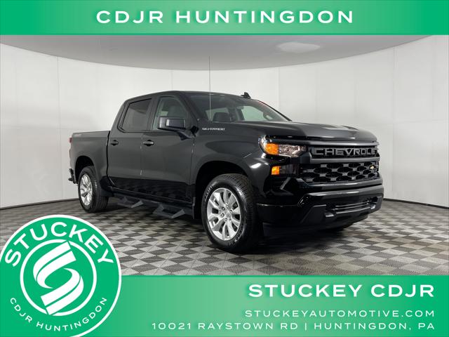 2023 Chevrolet Silverado 1500 4WD Crew Cab Short Bed Custom 2023 Chevrolet Silverado 1500 4WD Crew Cab Short Bed Custom