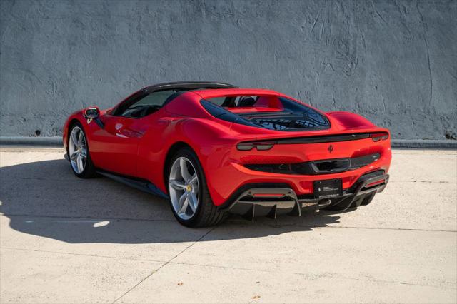 2024 Ferrari 296 GTS 2024 Ferrari 296 GTS