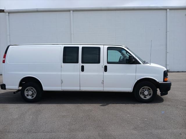 2017 Chevrolet Express Work Van