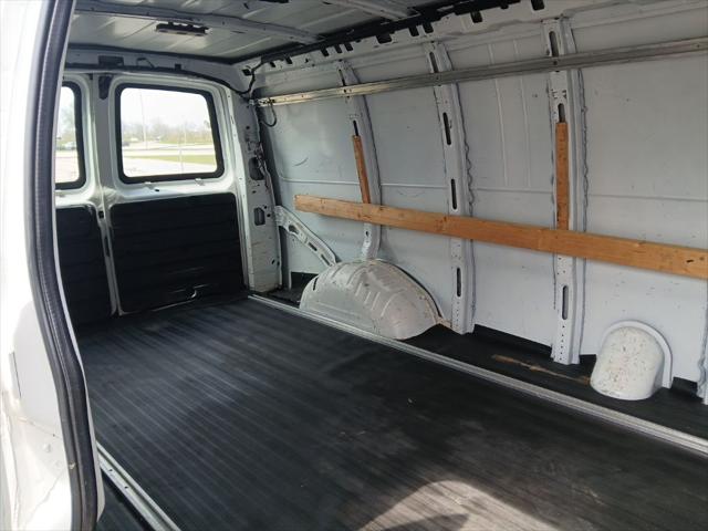 2017 Chevrolet Express Work Van