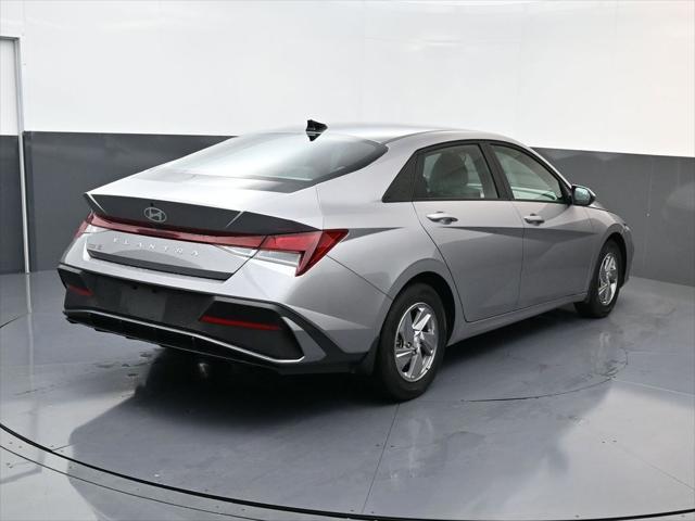 2025 Hyundai Elantra SE 2025 Hyundai Elantra SE