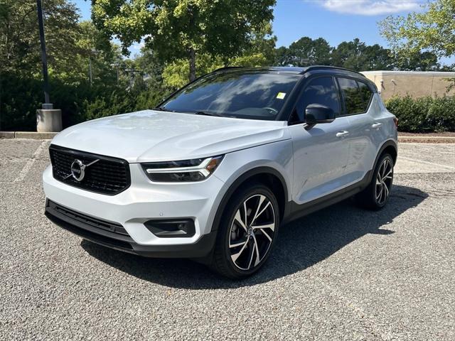 2022 Volvo XC40 T4 R-Design 2022 Volvo XC40 T4 R-Design
