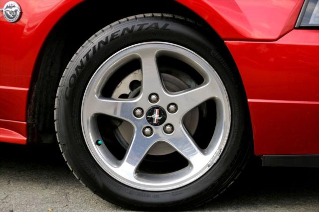 2004 Ford Mustang GT 2004 Ford Mustang GT