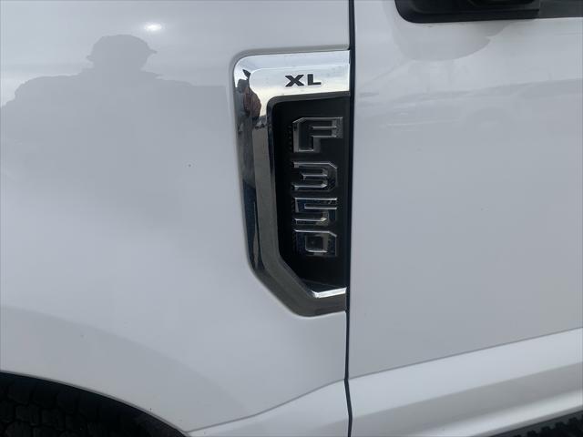 2022 Ford F-350 Chassis XL 2022 Ford F-350 Chassis XL