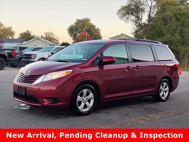 2015 Toyota Sienna LE 2015 Toyota Sienna LE