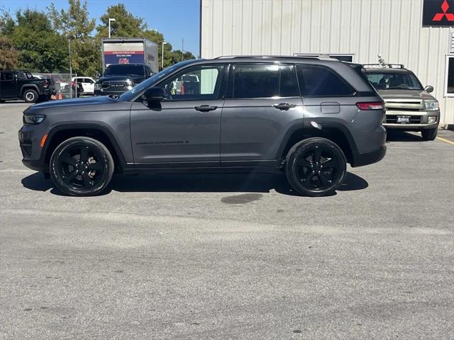 2023 Jeep Grand Cherokee Altitude 4x4 2023 Jeep Grand Cherokee Altitude 4x4