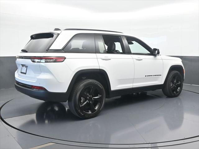 2025 Jeep Grand Cherokee Altitude X 4x2