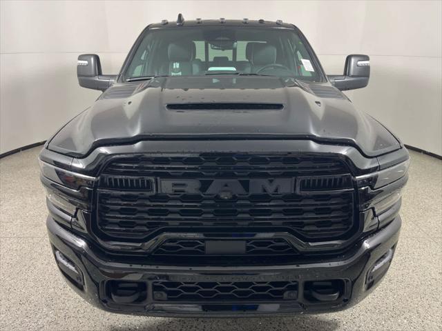 2026 RAM Ram 3500 RAM 3500 LIMITED CREW CAB 4X4 8 BOX
